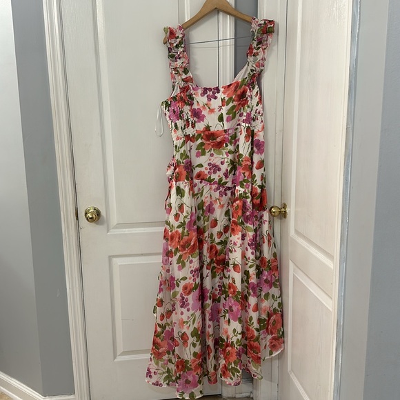 Abercrombie & Fitch | Ruffle Strap High-Low Maxi Dress - Picture 11 of 13